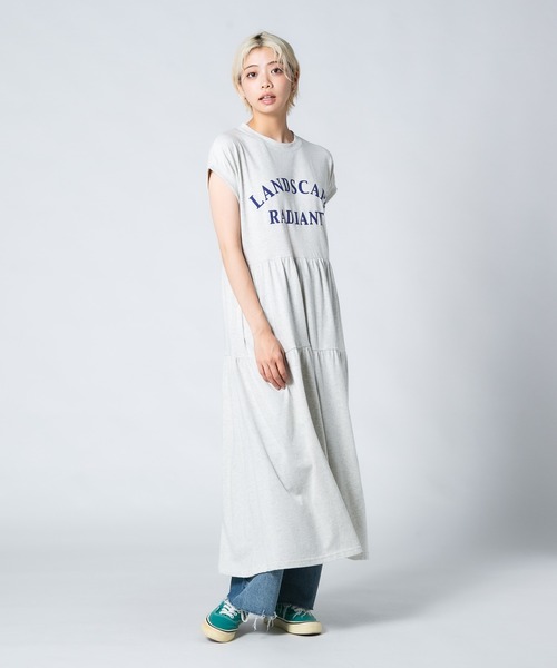 JEANS MATE（ジーンズメイト）の「【UNDER WRAPS/アンダーラップス】ティアードノースリーブマキシワンピース（ワンピース・レディース・アイボリー/ブラック/ホワイト・MEDIUM/LARGE）」の17枚目の写真