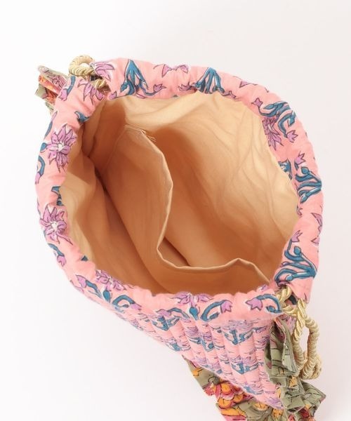 LOWRYS FARM（ローリーズファーム）の「フラワーフリルキンチャクＢＡＧ　133001（ハンドバッグ・レディース・アイボリー/ピンク・FREE）」の15枚目の写真