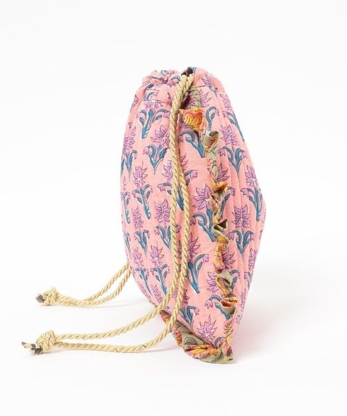 LOWRYS FARM（ローリーズファーム）の「フラワーフリルキンチャクＢＡＧ　133001（ハンドバッグ・レディース・アイボリー/ピンク・FREE）」の6枚目の写真