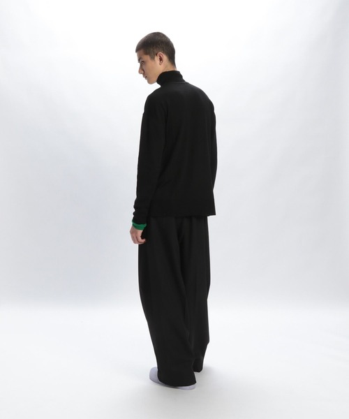STERNBERG(スタンバーグ)の「ウールギャバワイドプリーツパンツ(その他パンツ・メンズ・グレー/ブラック・SMALL/MEDIUM/LARGE/X-SMALL)」の20枚目の写真