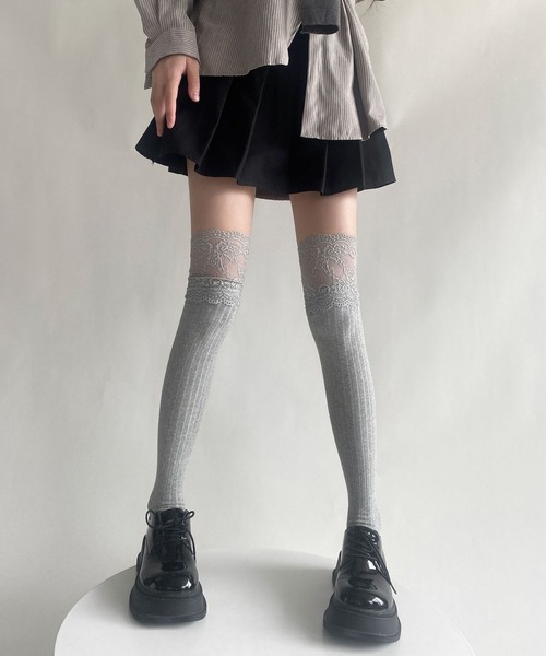 Nia（ニア）の「Nia(ニア)/レースドッキング　ニーハイソックス（ソックス/靴下・レディース・ブラック/グレー/ブラウン/ホワイト/ダークグレー・FREE）」の22枚目の写真