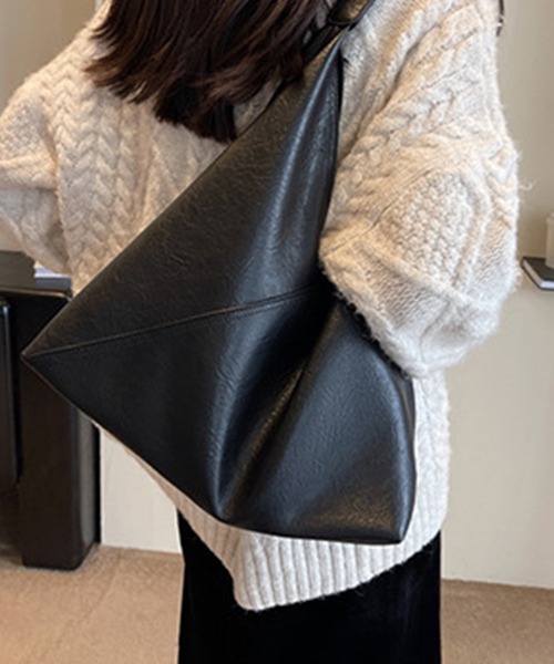 IRADOWL(アイラドール)の「PUレザーシングルショルダーバッグ(ショルダーバッグ・レディース・ブラウン/キャメル/ブラック・FREE)」の6枚目の写真