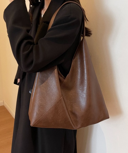 IRADOWL(アイラドール)の「PUレザーシングルショルダーバッグ(ショルダーバッグ・レディース・ブラウン/キャメル/ブラック・FREE)」の10枚目の写真