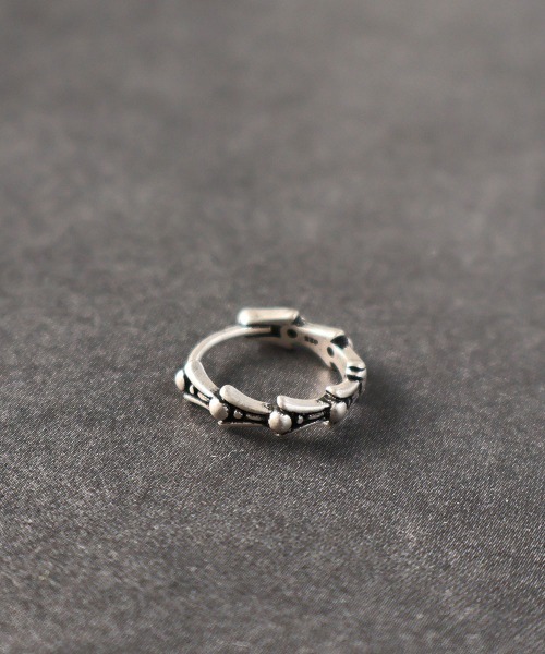 Grayscale ウルフピアス 片耳のみ CATEGORY Wolf series | Grayscale