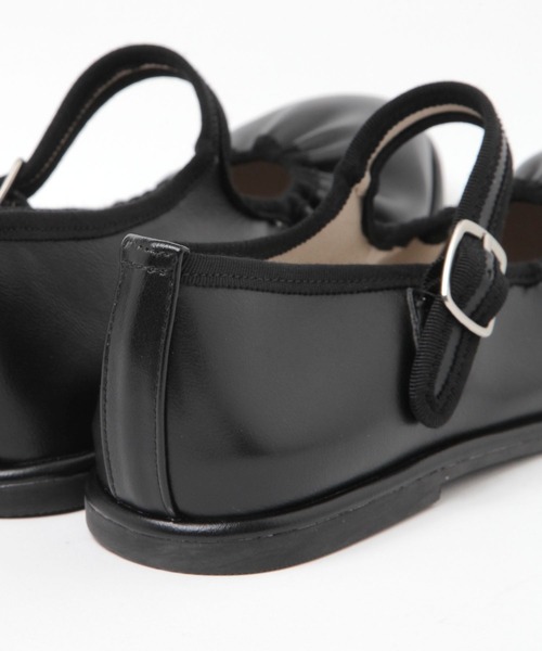 studio CLIP（スタディオクリップ）の「軽らくギャザーパンプス（パンプス・レディース・アイボリー/ブラック・MEDIUM/LARGE）」の12枚目の写真