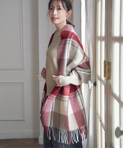 ikka（イッカ）の「ウォッシャブルマルチチェックマフラー（マフラー・レディース・ブルー/イエロー/レッド/ネイビー/ベージュ/グレー/グリーン/ブラック/イエロー系/ブラウン系・FREE）」の21枚目の写真