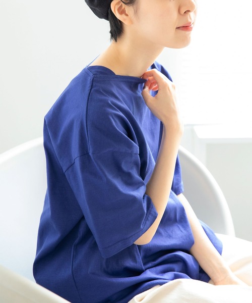 PAR ICI（パーリッシィ）の「カヴェール天竺 ボートネック無地Tシャツ（Tシャツ/カットソー・レディース・ブルー/アイボリー・FREE）」の14枚目の写真