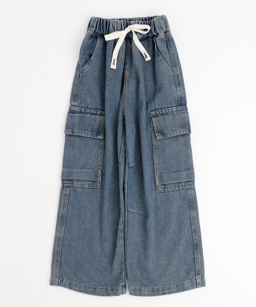 URBAN CHERRY（アーバンチェリー）の「デニムカーゴパンツ（デニムパンツ・キッズ・ブルー・110cm/120cm/130cm/140cm/150cm）」の2枚目の写真