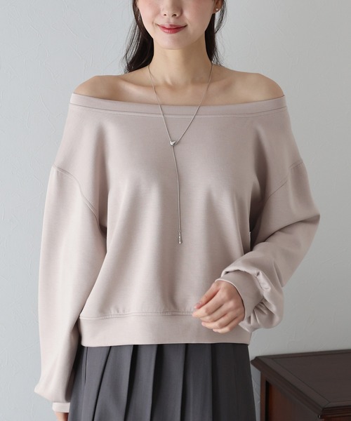 BLUEEAST（ブルーイースト）の「オフショルダースウェット（スウェット・レディース・グレー/ブラック/ピンク/ホワイト・MEDIUM）」の15枚目の写真