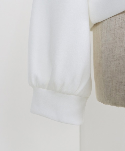 BLUEEAST（ブルーイースト）の「オフショルダースウェット（スウェット・レディース・グレー/ブラック/ピンク/ホワイト・MEDIUM）」の7枚目の写真