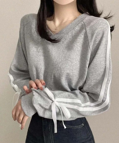 Jasmine Grandiflorum(ジャスミングランディフローラム)の「【Jasmine】リボンサイドラインスウェット(スウェット・レディース・ブラック/グレー/ピンク・FREE)」の2枚目の写真
