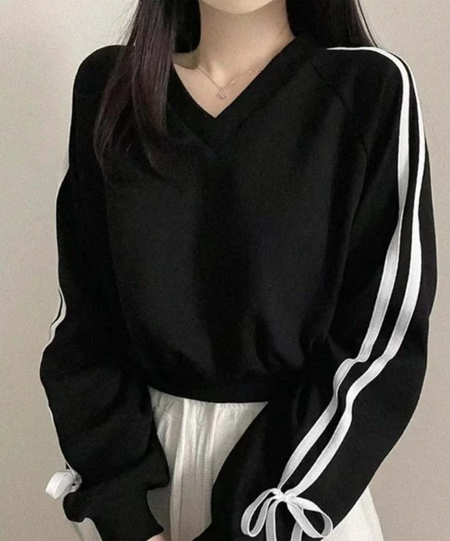 Jasmine Grandiflorum(ジャスミングランディフローラム)の「【Jasmine】リボンサイドラインスウェット(スウェット・レディース・ブラック/グレー/ピンク・FREE)」の1枚目の写真