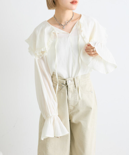 w closet(ダブルクローゼット)の「【2WAY】衿フリルブラウス(シャツ/ブラウス・レディース・チャコールグレー/ピンク/オフホワイト・FREE)」の4枚目の写真