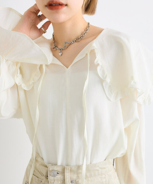 w closet(ダブルクローゼット)の「【2WAY】衿フリルブラウス(シャツ/ブラウス・レディース・チャコールグレー/ピンク/オフホワイト・FREE)」の7枚目の写真