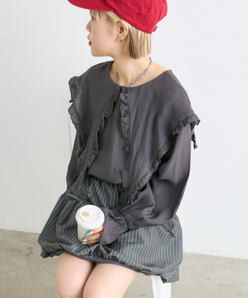 w closet(ダブルクローゼット)の「【2WAY】衿フリルブラウス(シャツ/ブラウス・レディース・チャコールグレー/ピンク/オフホワイト・FREE)」の17枚目の写真