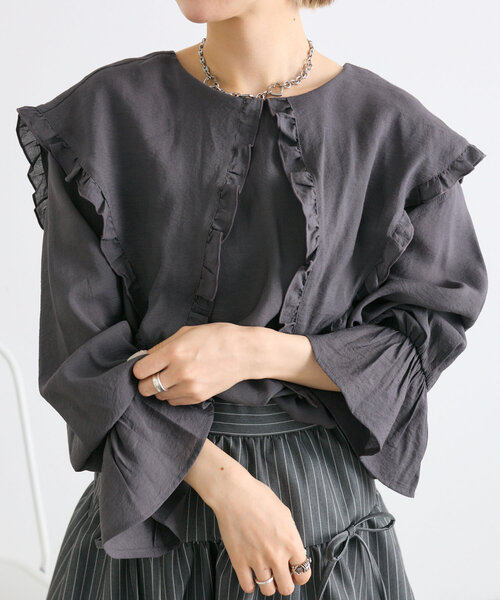 w closet(ダブルクローゼット)の「【2WAY】衿フリルブラウス(シャツ/ブラウス・レディース・チャコールグレー/ピンク/オフホワイト・FREE)」の20枚目の写真
