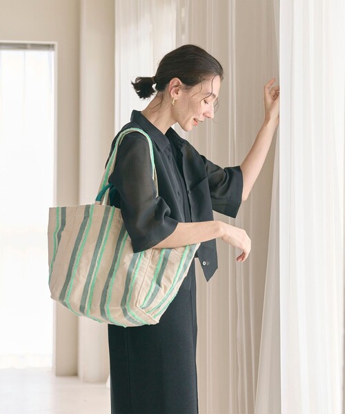 ストライプ トートバッグとポーチセット Multi Stripe Mesh Tote Bag With Pouch | Pasand by ne Quittez