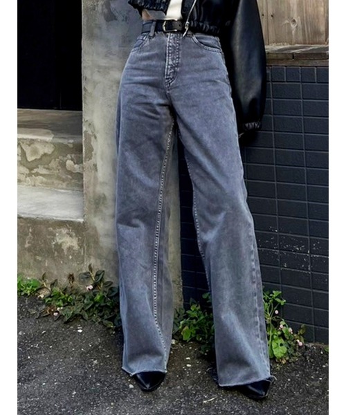 EVRIS（エヴリス）の「【ハイウエスト/セルフカット】シンプルワイドデニムパンツ（デニムパンツ・レディース・インディゴブルー/ブラック/ライトブルー・SMALL/MEDIUM）」の2枚目の写真