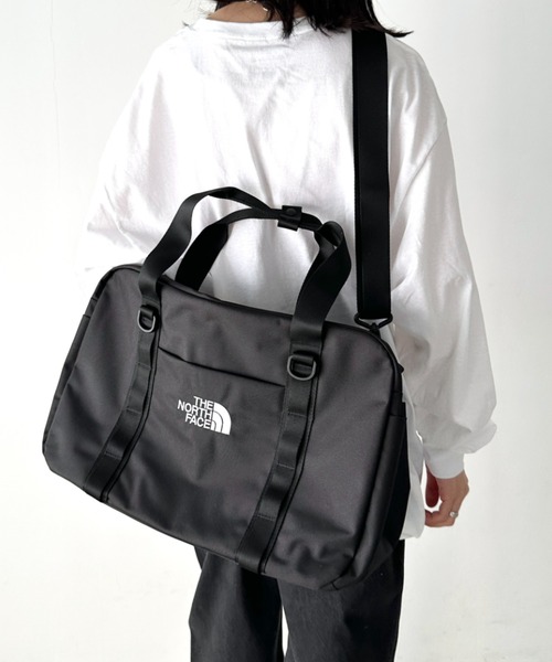 THE NORTH FACE（ザノースフェイス）の「国内未発売 THE NORTH FACE(ザ・ノースフェイス)/軽量 大容量 ボストンバッグ トラベルバッグ ビッグサイズ 大きいサイズ/BIG SHOT CARGO BAG（ボストンバッグ・レディース・ブラック/カーキ/ライトベージュ/ダークグレー/グリーン・FREE）」の8枚目の写真