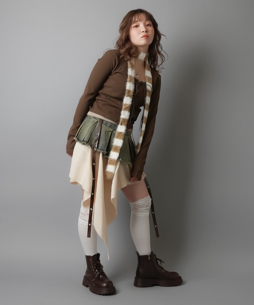 SPINNS（スピンズ）の「＼激バズ中！／異素材レイヤードの主役級イレヘムスカート/インナーパンツ付き（デニムスカート・レディース・ブルー/ブラック/ダークブルー・ONESIZE）」の13枚目の写真