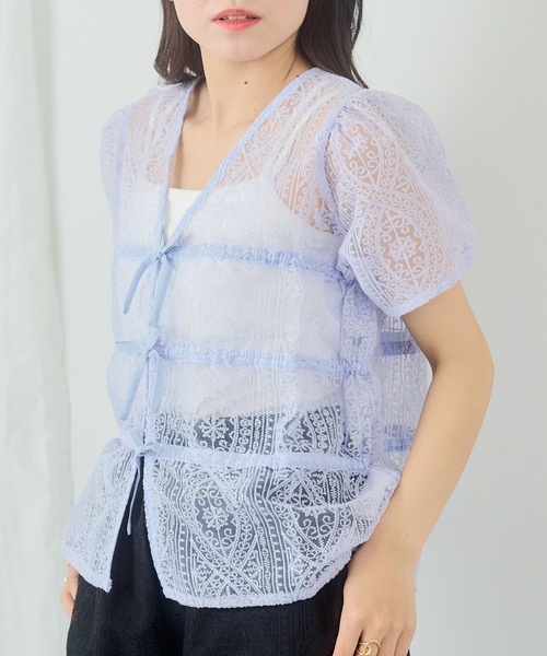 MAGASIN DE MODE Chou Chou(マガジンデモードシュシュ)の「【MAGASIN DE MODE Chou Chou】レースシャーリングブラウス DTK※(シャツ/ブラウス・レディース・ブルー/アイボリー/ブラック・FREE)」の9枚目の写真