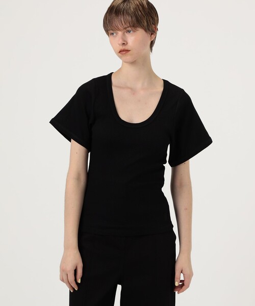 BY MALENE BIRGER（バイマレーネビルガー）の「BY MALENE BIRGER LUNAI　UネックTシャツ（Tシャツ/カットソー・レディース・ブラック/ホワイト・XS）」の4枚目の写真