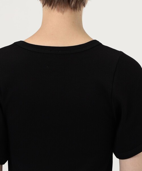 BY MALENE BIRGER（バイマレーネビルガー）の「BY MALENE BIRGER LUNAI　UネックTシャツ（Tシャツ/カットソー・レディース・ブラック/ホワイト・XS）」の8枚目の写真