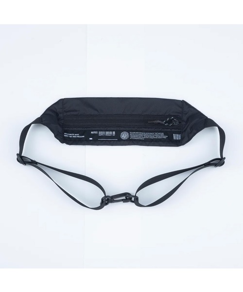 GLOBAL FORME CONCRETE（グローバルフォルムコンクリート）の「【WEEKEND(ER)】LW PACKABLE S（ショルダーバッグ・メンズ・オレンジ/ネイビー・S）」の4枚目の写真