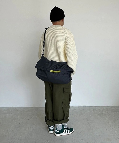 GLOBAL FORME CONCRETE（グローバルフォルムコンクリート）の「【WEEKEND(ER)】LW PACKABLE S（ショルダーバッグ・メンズ・オレンジ/ネイビー・S）」の18枚目の写真