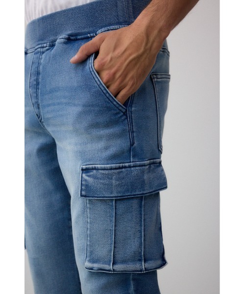 AZUL by moussy（アズールバイマウジー）の「AZUL DENIM カーゴジョグ（デニムパンツ・メンズ・ブラック/ブルー・SMALL/MEDIUM/LARGE）」の4枚目の写真