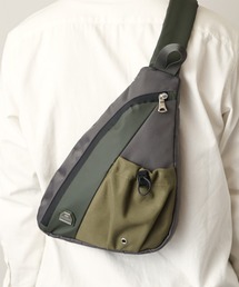 MADDEN EQUIPMENT（メデン イクイップメント）の「【MADDEN EQUIPMENT】 防水撥水 A5サイズ収納可 ボディバッグ EQPK-01（ボディバッグ/ウエストポーチ）」