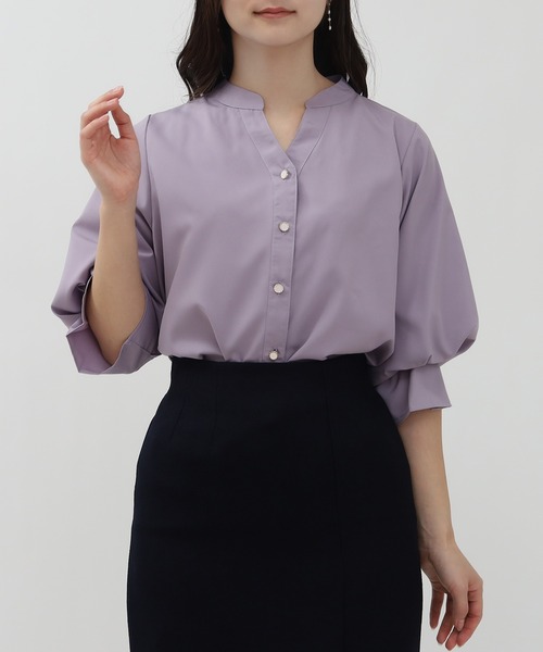 TRUDEA（トルディア）の「ボリュームスリーブスキッパーブラウス（シャツ/ブラウス・レディース・ホワイト/ラベンダー/ホワイト×ブルー/ピンクベージュ・MEDIUM/LARGE）」の15枚目の写真