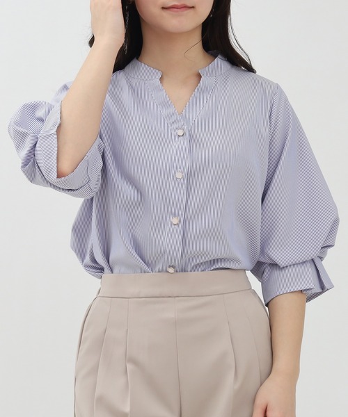 TRUDEA（トルディア）の「ボリュームスリーブスキッパーブラウス（シャツ/ブラウス・レディース・ホワイト/ラベンダー/ホワイト×ブルー/ピンクベージュ・MEDIUM/LARGE）」の5枚目の写真