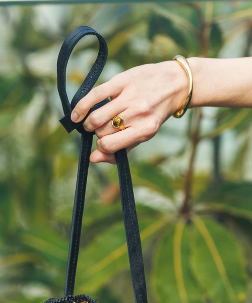 Gready Brilliant（グレディブリリアン）の「カーブバングル（バングル/リストバンド・レディース・シルバー/ゴールド・FREE）」の5枚目の写真