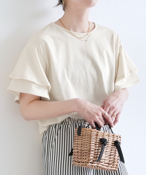 reca（レカ）の「フレアスリーブカットソー（Tシャツ/カットソー・レディース・アイボリー/ブラック/コーラル・M）」の6枚目の写真