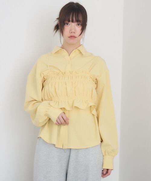 RETRO GIRL(レトロガール)の「ギャザーキャミsetシャツ(シャツ/ブラウス・レディース・ベージュ/オフホワイト/イエロー・FREE)」の5枚目の写真