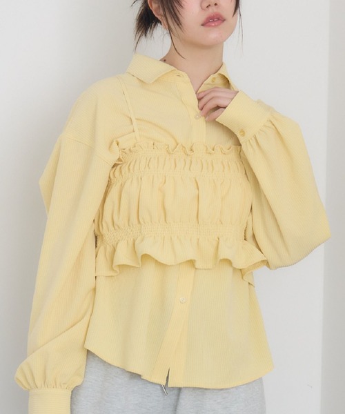 RETRO GIRL(レトロガール)の「ギャザーキャミsetシャツ(シャツ/ブラウス・レディース・ベージュ/オフホワイト/イエロー・FREE)」の3枚目の写真