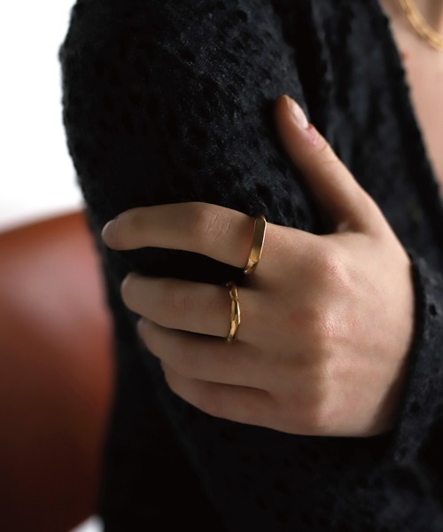 TEN.（テン）の「18KGP トゥーフェイスリング（リング・レディース・ゴールド・#11/#9/#13/#15）」の2枚目の写真