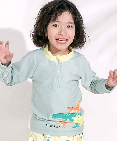 SLAP SLIP（スラップスリップ）の「はたらくくるまうみのいきもの恐竜ドドーンとモチーフプリントハーフジップラッシュガード(90~130cm)（ラッシュガード・キッズ・ブルー/ホワイト/グリーン・90cm/100cm/110cm/120cm/130cm）」の3枚目の写真