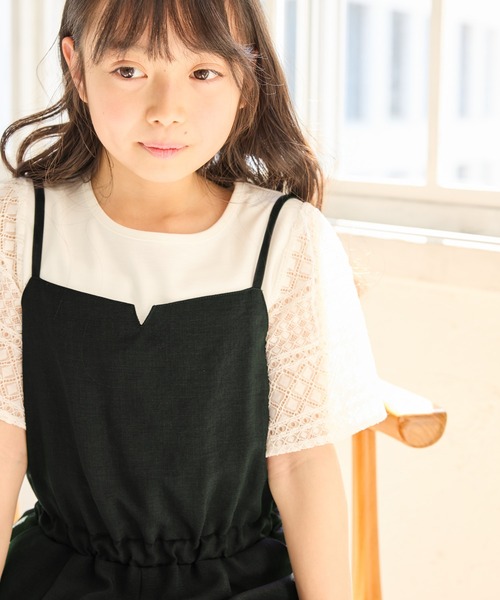 ROPE' PICNIC(ロペピクニック)の「【KIDS/キッズ】【UVカット・接触冷感】レースドッキングフレアスリーブトップス/リンクコーデ(Tシャツ/カットソー・キッズ・ブラック/ホワイト/サックスブルー・S/M/L)」の1枚目の写真