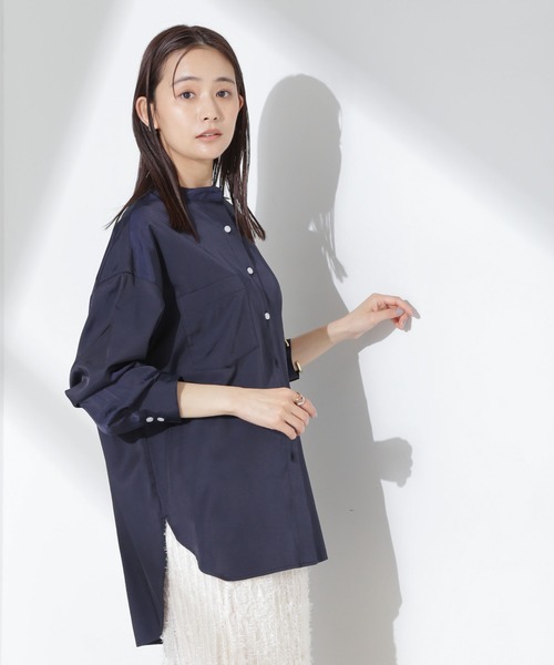 NANO universe（ナノユニバース）の「とろみバンドカラーシャツ（シャツ/ブラウス・レディース・ホワイト/ネイビー/ピンク・FREE）」の6枚目の写真