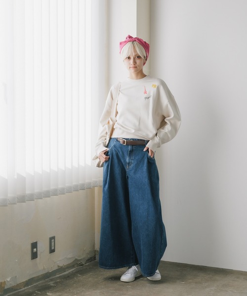 ROOPTOKYO(ループトウキョウ)の「EMILY IN PARIS × FUDGE / EMB SWEAT SHIRT スウェット トレーナー 秋物 秋服 2026年秋冬(スウェット・レディース・クリーム・FREE)」の6枚目の写真