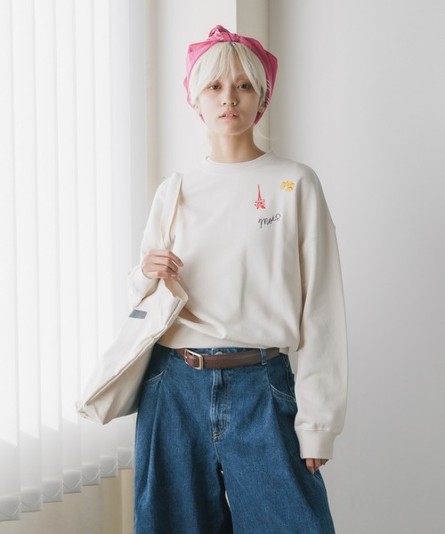 ROOPTOKYO(ループトウキョウ)の「EMILY IN PARIS × FUDGE / EMB SWEAT SHIRT スウェット トレーナー 秋物 秋服 2026年秋冬(スウェット・レディース・クリーム・FREE)」の3枚目の写真