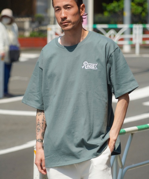 RVCA(ルーカ)の「RVCA メンズ PEN SCRIPT SS Tシャツ 【2025年春夏モデル】/ルーカロゴバックプリント半袖Tシャツ(Tシャツ/カットソー・メンズ・ブラック/グレー系その他/ブラック系その他/グリーン系その他/ホワイト・SMALL/MEDIUM/LARGE/X-LARGE)」の18枚目の写真