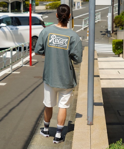 RVCA(ルーカ)の「RVCA メンズ PEN SCRIPT SS Tシャツ 【2025年春夏モデル】/ルーカロゴバックプリント半袖Tシャツ(Tシャツ/カットソー・メンズ・ブラック/グレー系その他/ブラック系その他/グリーン系その他/ホワイト・SMALL/MEDIUM/LARGE/X-LARGE)」の16枚目の写真