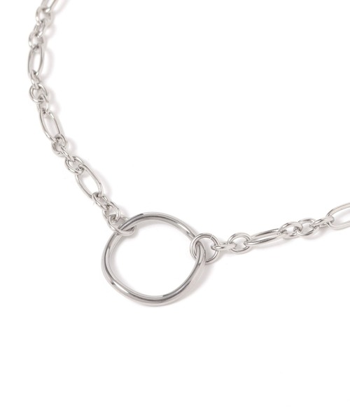 BAYFLOW（ベイフロー）の「[帽子やサングラスにもつけらえる]ステンレスマルチウェイグラスネックレス（ネックレス・レディース・イエロー/ライトグレー・FREE）」の3枚目の写真