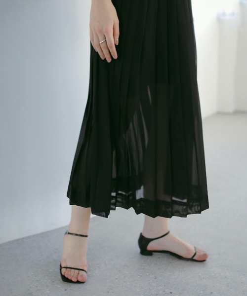 MANOF(マノフ)の「SHEER PLEATS ONE PIECE(ワンピース・レディース・ブラック/ピンク・S/M)」の19枚目の写真