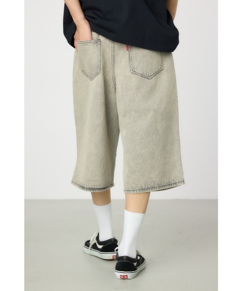 RODEO CROWNS WIDE BOWL（ロデオクラウンズワイドボウル）の「デニムバミューダパンツ（デニムパンツ・メンズ・ライトグレー/ブラック/ブルー・LARGE/SMALL/MEDIUM）」の12枚目の写真