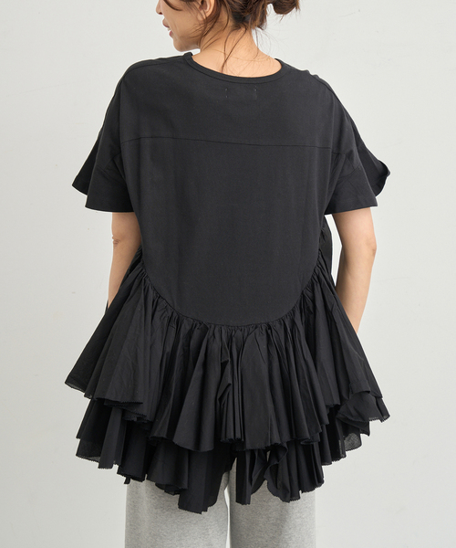 IENA（イエナ）の「《追加》AAYUSHI/アユーシ ロングティアードフリルテールトップス（Tシャツ/カットソー・レディース・ブラック/ホワイト・FREE）」の13枚目の写真