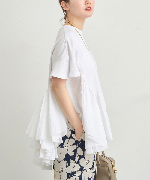 IENA（イエナ）の「《追加》AAYUSHI/アユーシ ロングティアードフリルテールトップス（Tシャツ/カットソー・レディース・ブラック/ホワイト・FREE）」の21枚目の写真